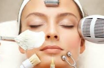 Transform Your Skin: How Dermatologists Create Custom Routines Just for You