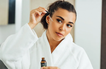 Azelaic Acid + Glycolic Acid: How to Safely Combine for Better Skin
