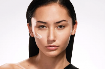 How to Combine Retinol and Azelaic Acid Safely